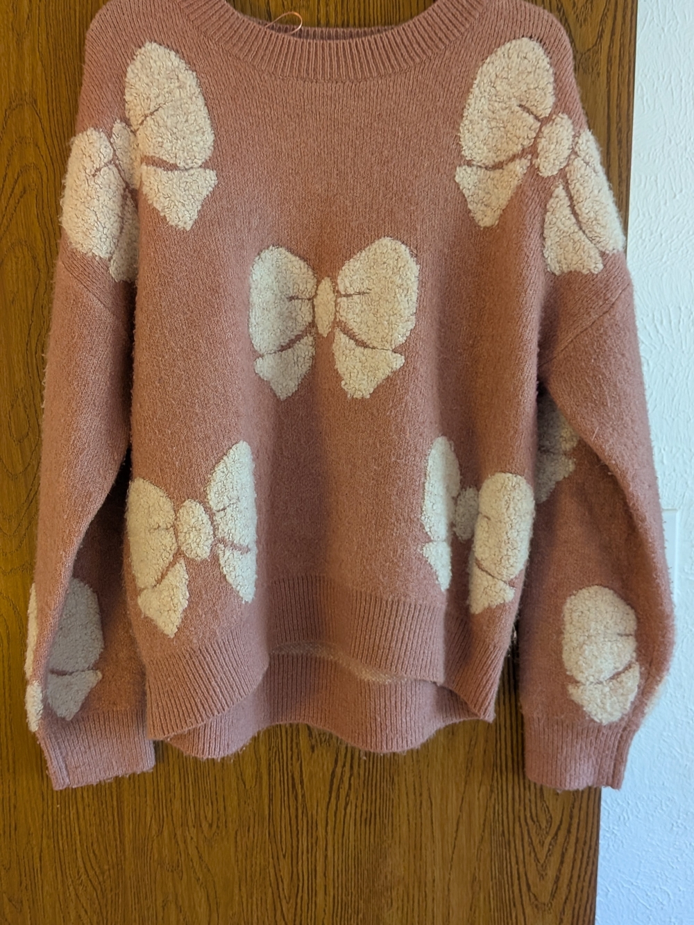Altar'd State Womens Pink Bow Pattern Cozy Knit Sweater